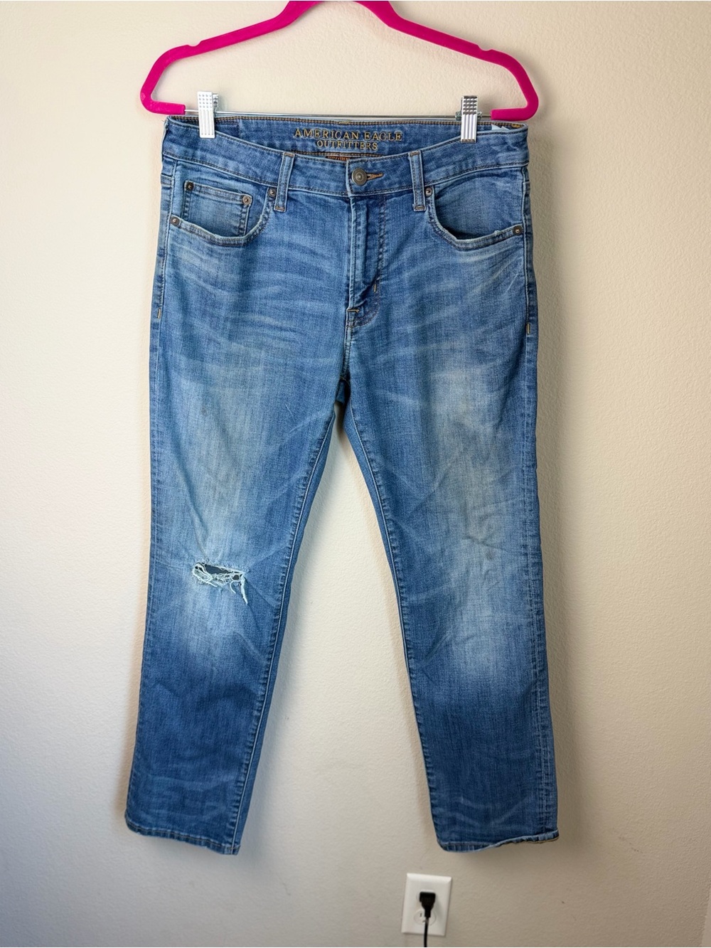 American Eagle Outfitters Light Blue Slim Straight Jeans with Knee Distress